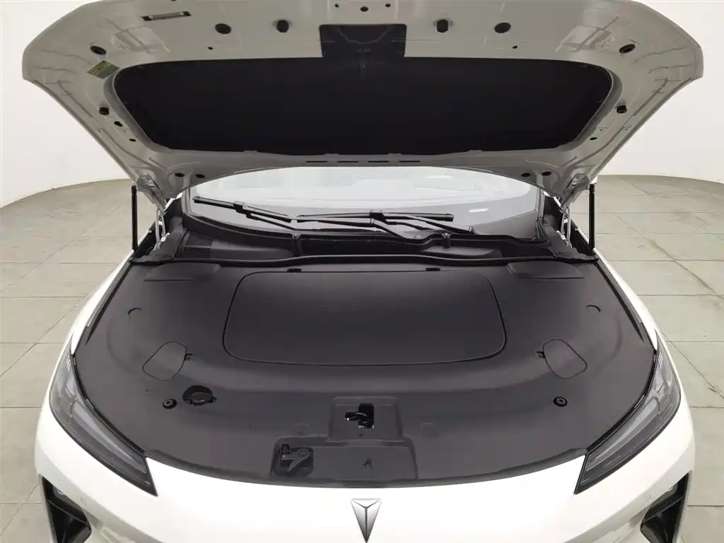 Changan Deepal DARK BLUE L07