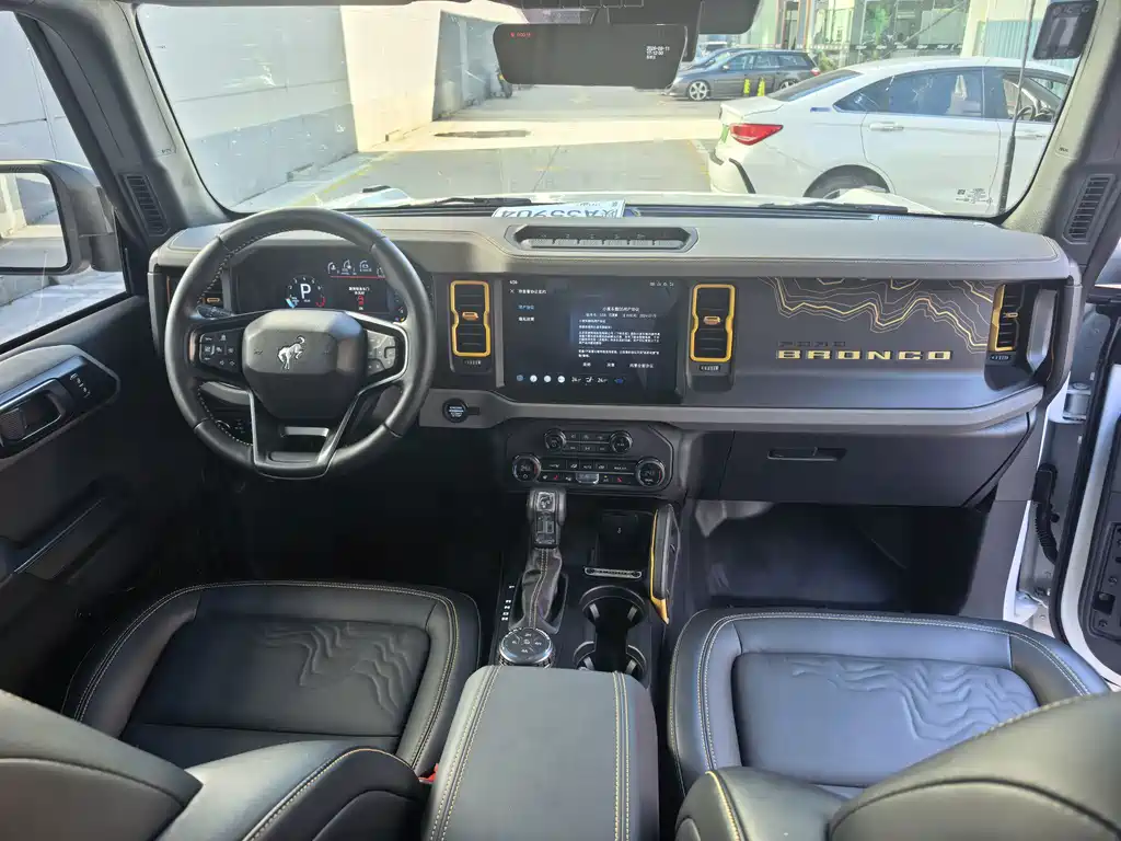 Ford Bronco — миниатюра 8