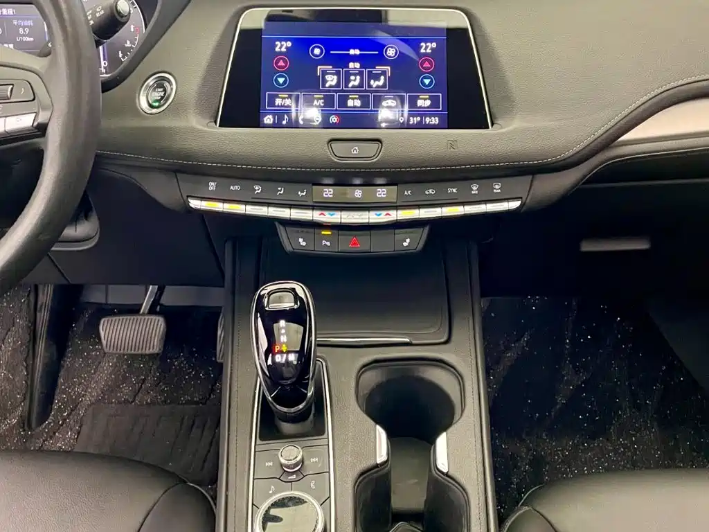 Cadillac XT4 — миниатюра 9