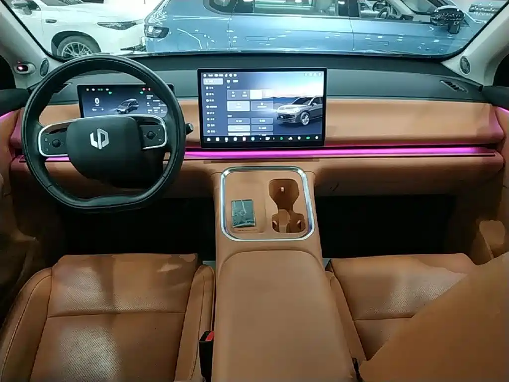 Leapmotor Leapmotor C10 — миниатюра 10
