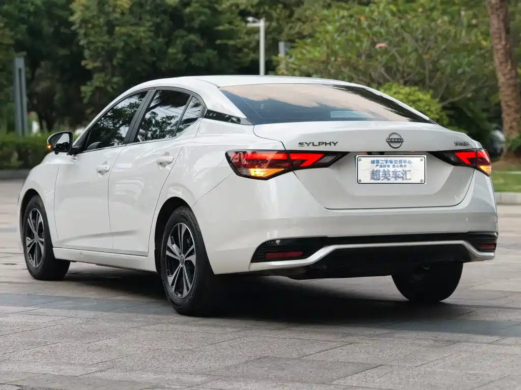 Nissan Sylphy — миниатюра 5