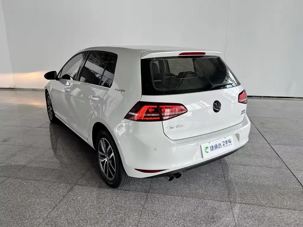 Volkswagen Golf — миниатюра 4