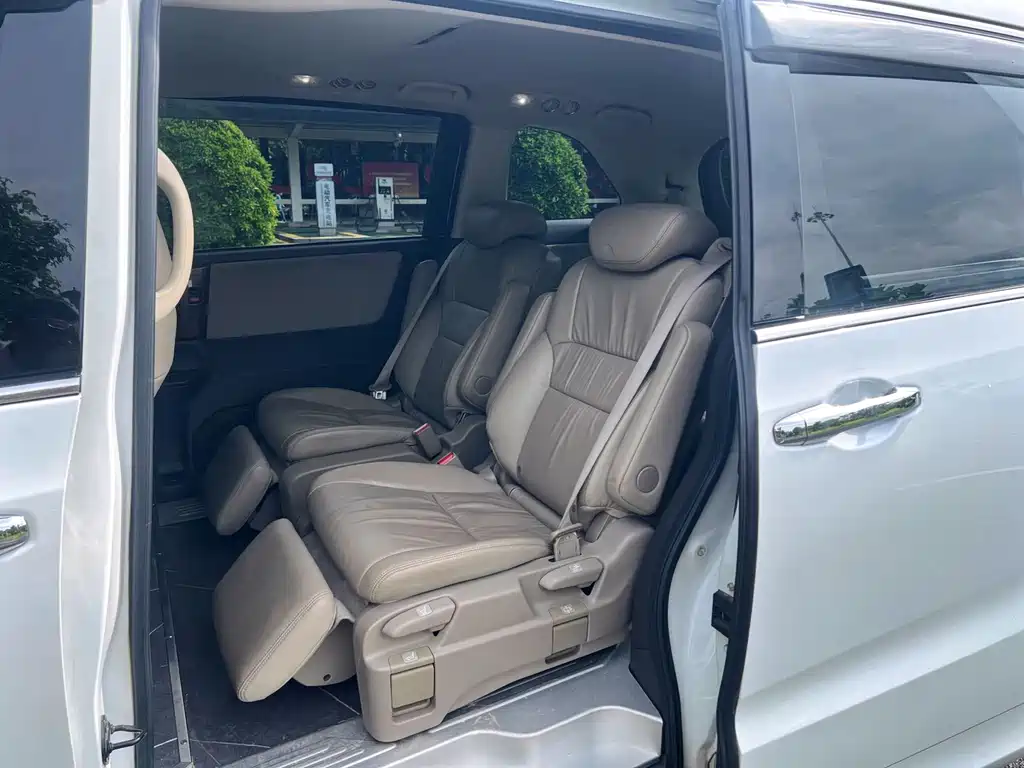 Honda Odyssey — миниатюра 13