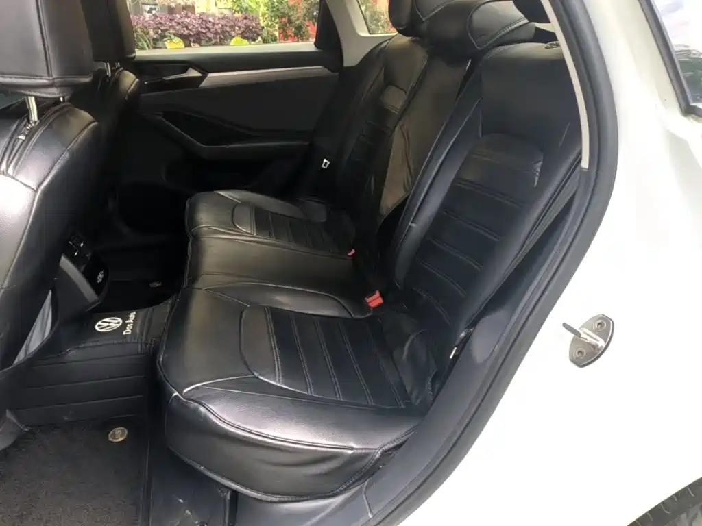 Volkswagen Sagitar — миниатюра 17
