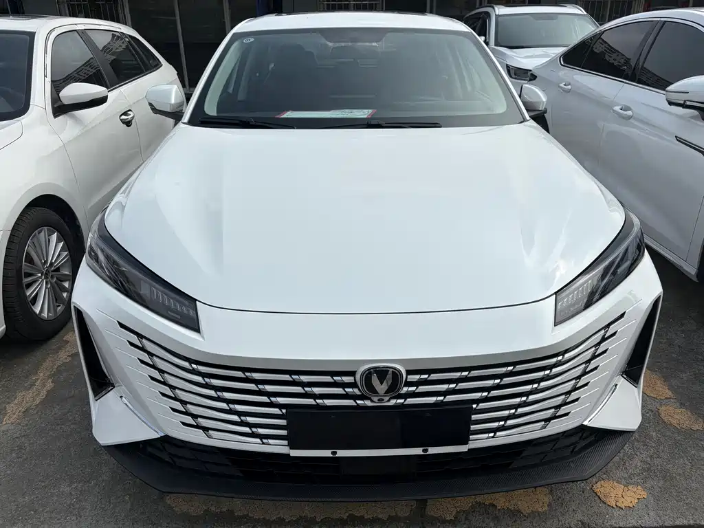 Changan Eado 2025 1.5T 500Bar Luxury