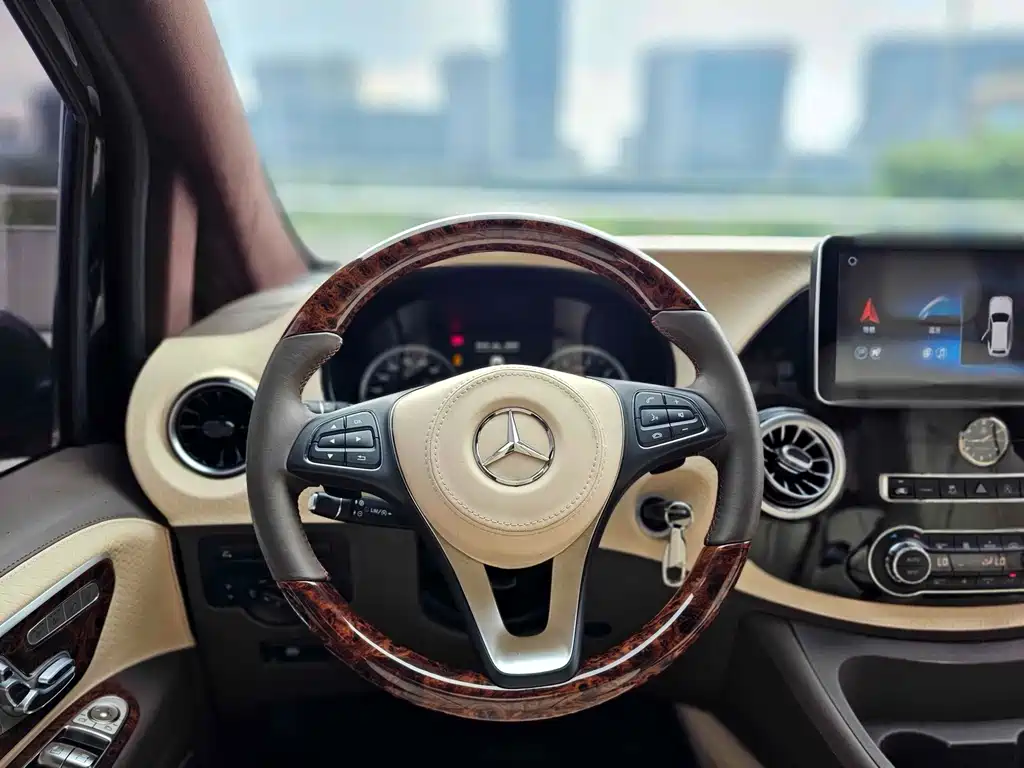 Mercedes-Benz Vito — миниатюра 10