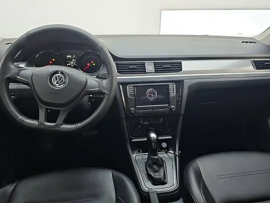 Volkswagen Bora — миниатюра 12