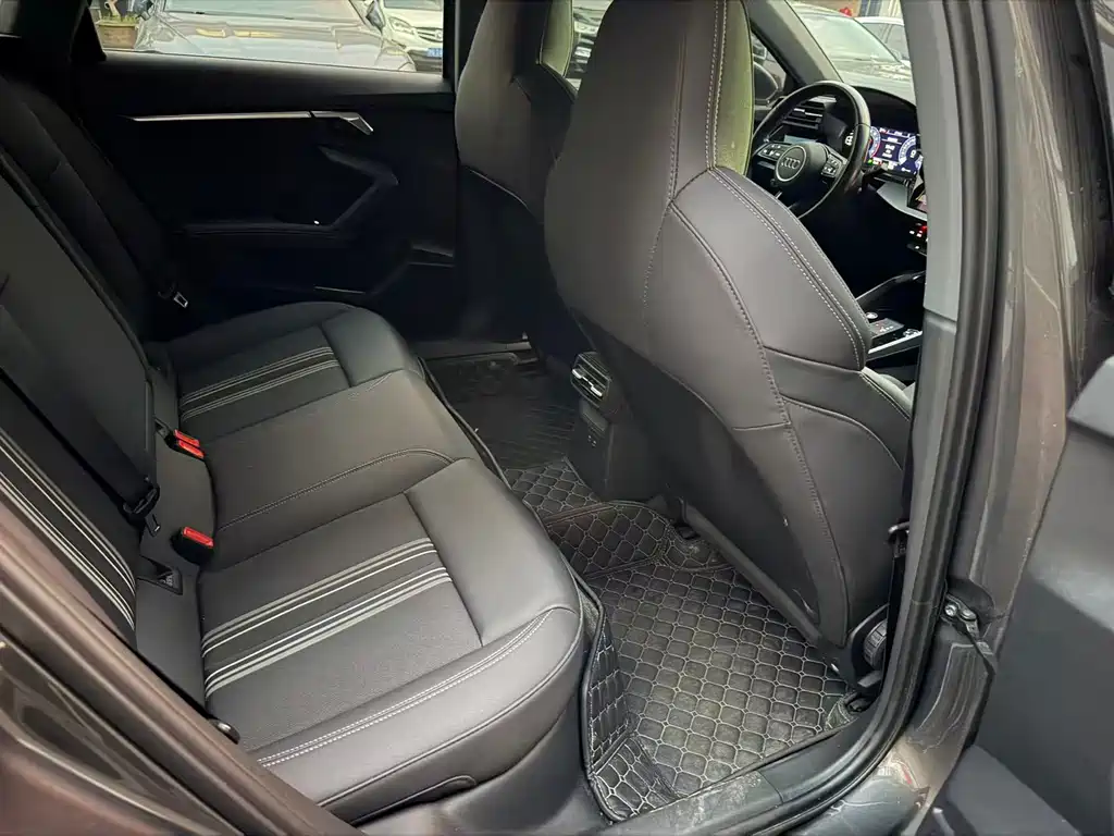 Audi A3 — миниатюра 9