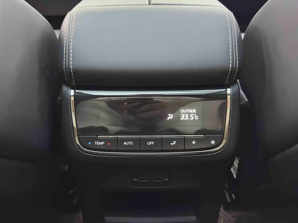 GAC GS8 2022 2.0TM Luxury ( мест)