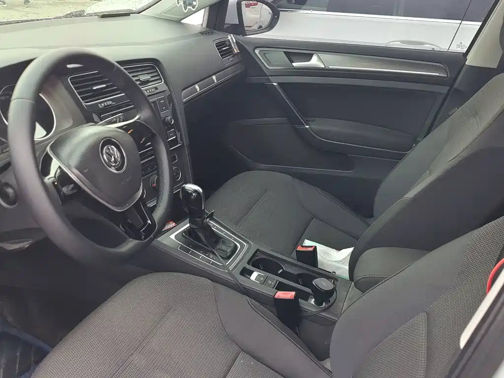 Volkswagen Golf — миниатюра 7