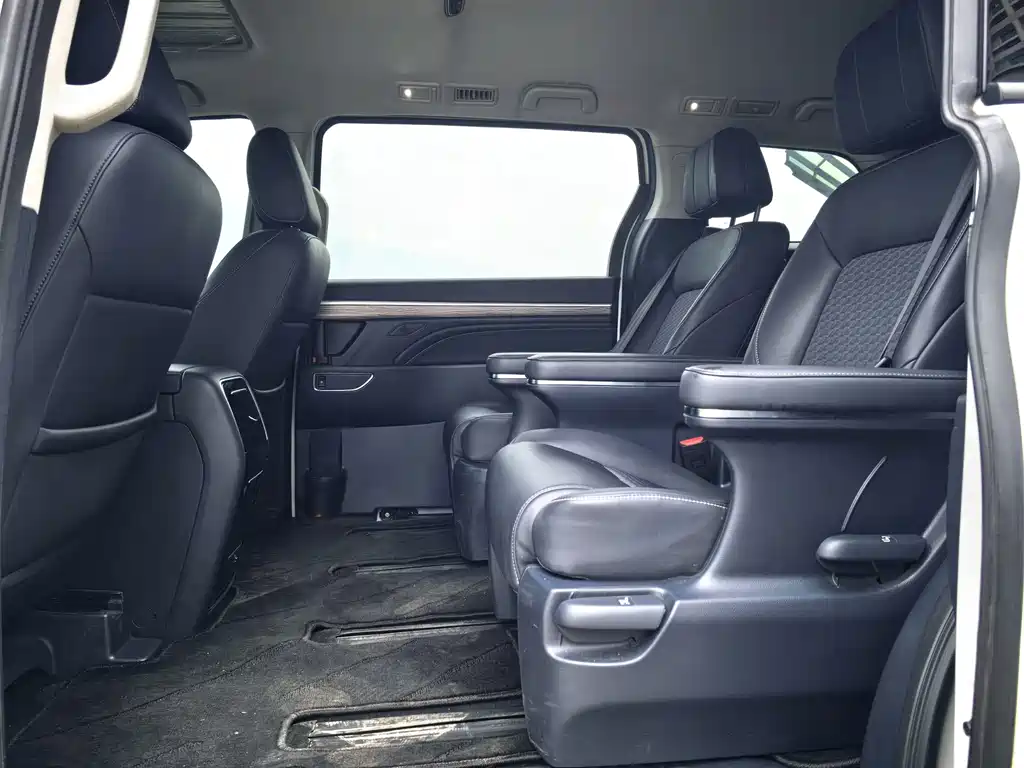 GAC Motor Trumpchi M8 — миниатюра 5