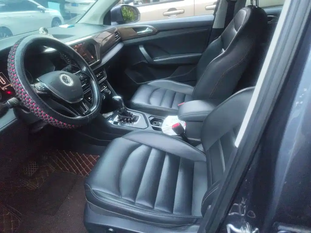 Volkswagen Tharu — миниатюра 8