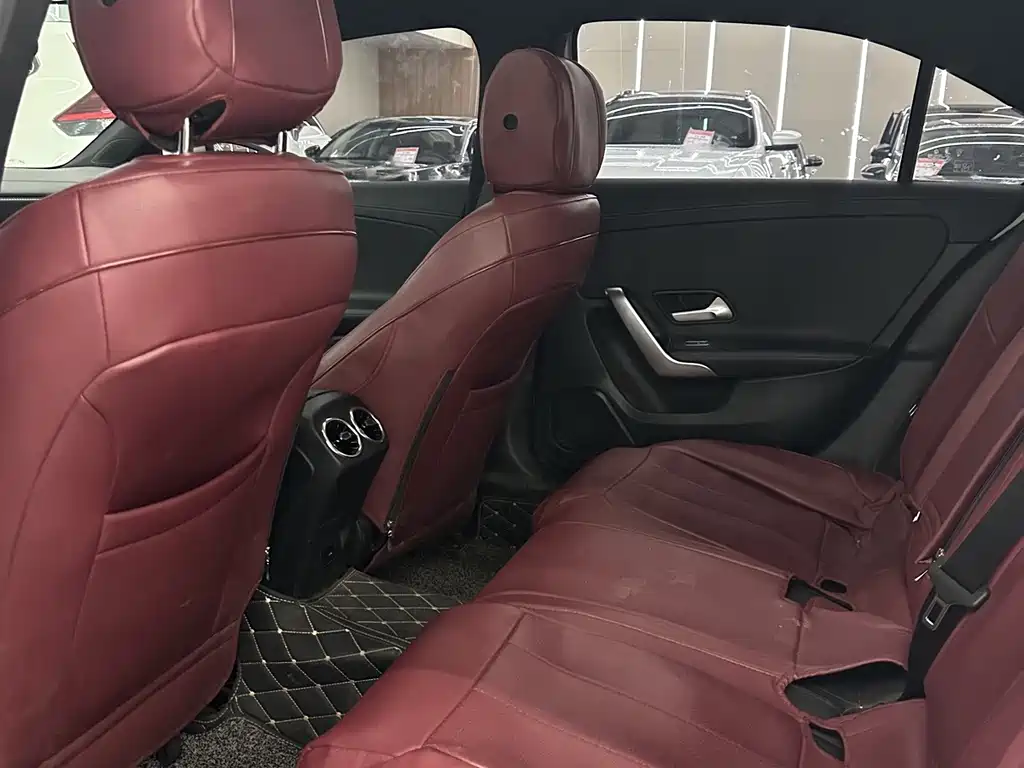 Mercedes-Benz A-Class — миниатюра 5