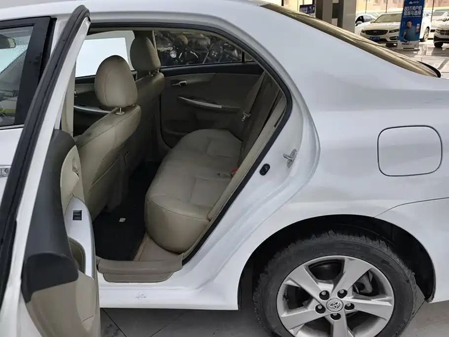 Toyota Corolla — миниатюра 11