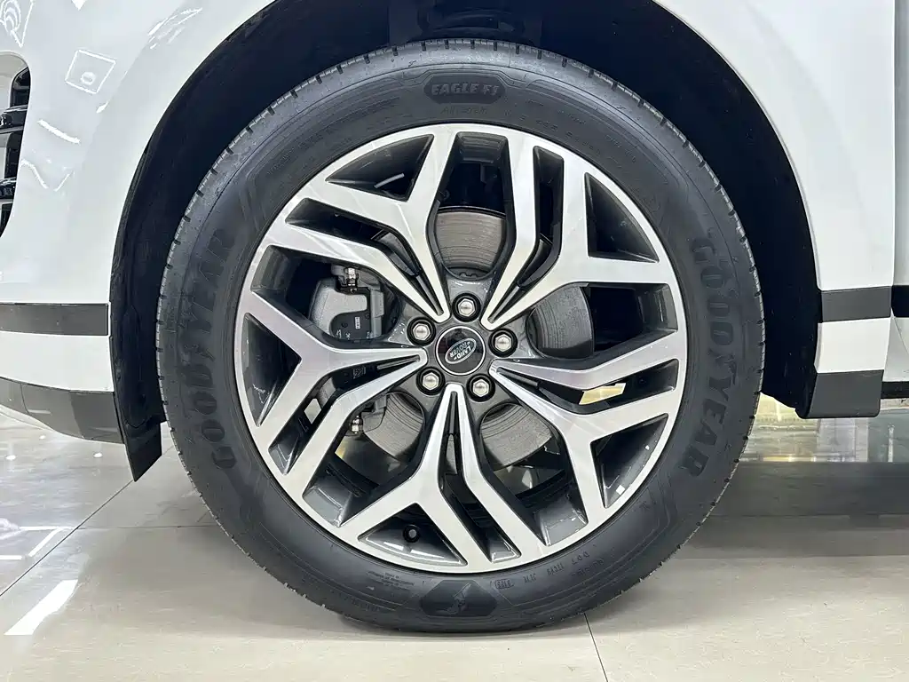 Land Rover Evoque — миниатюра 24