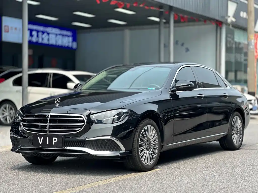 Mercedes-Benz E-Class 2023
