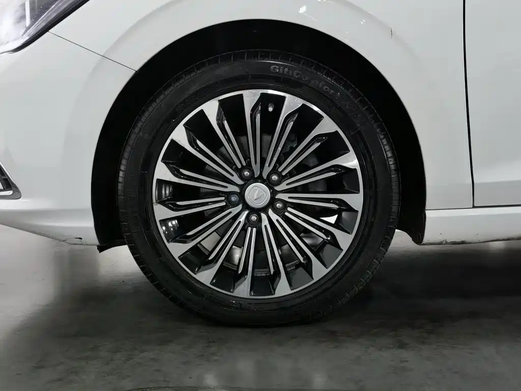 Changan Eado — миниатюра 17