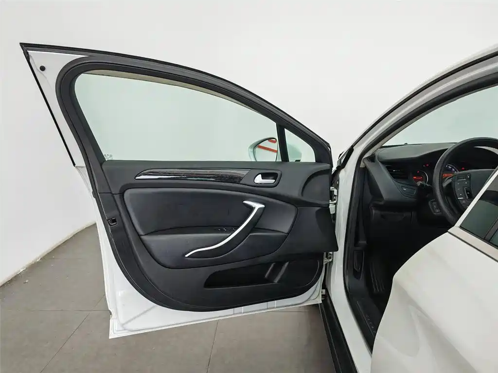 Citroen C5 2014 2.0L AT Premium