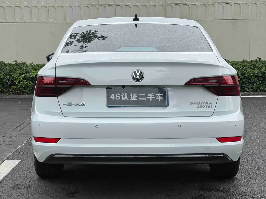 Volkswagen Sagitar 2021 280TSI DSG Comfort Smart Connect