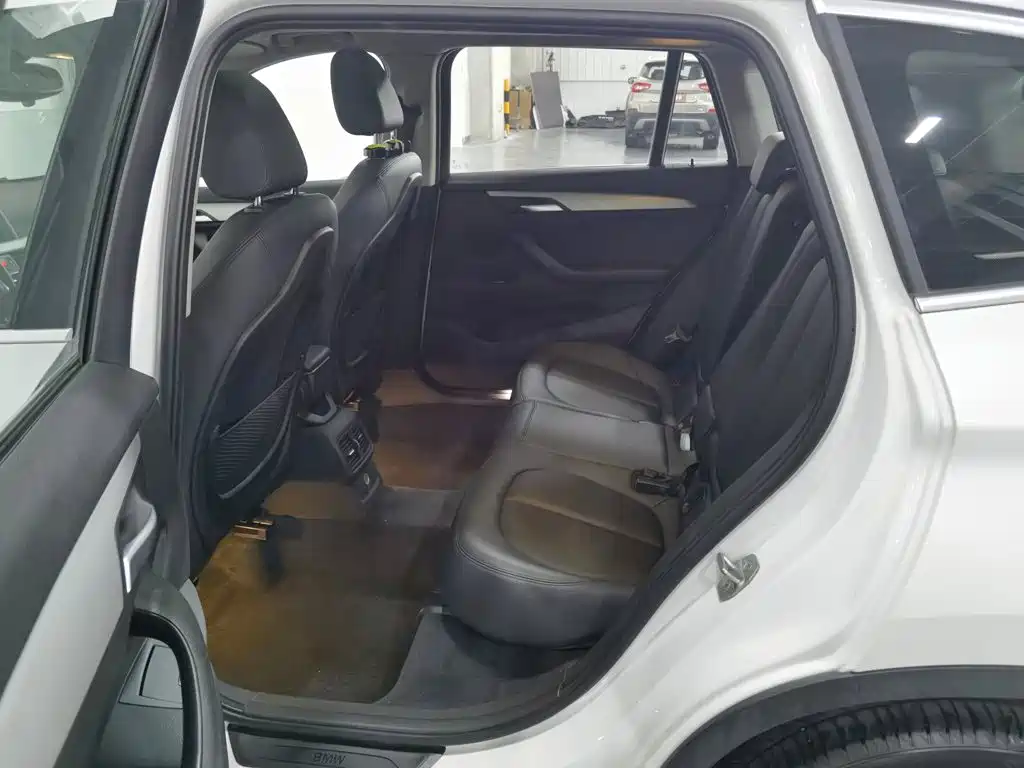BMW X1 — миниатюра 15