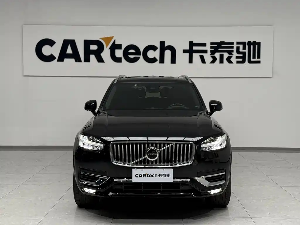 Volvo XC90 2024 B6 Luxury 7 мест
