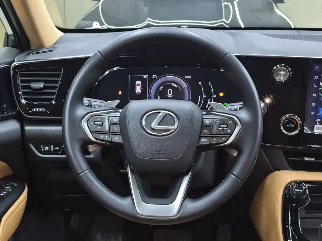 Lexus NX — миниатюра 24