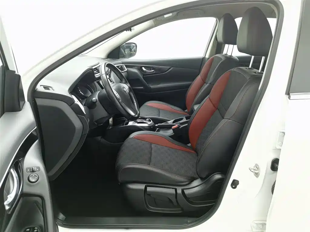 Nissan Qashqai 2017 2.0L CVT Smart VI