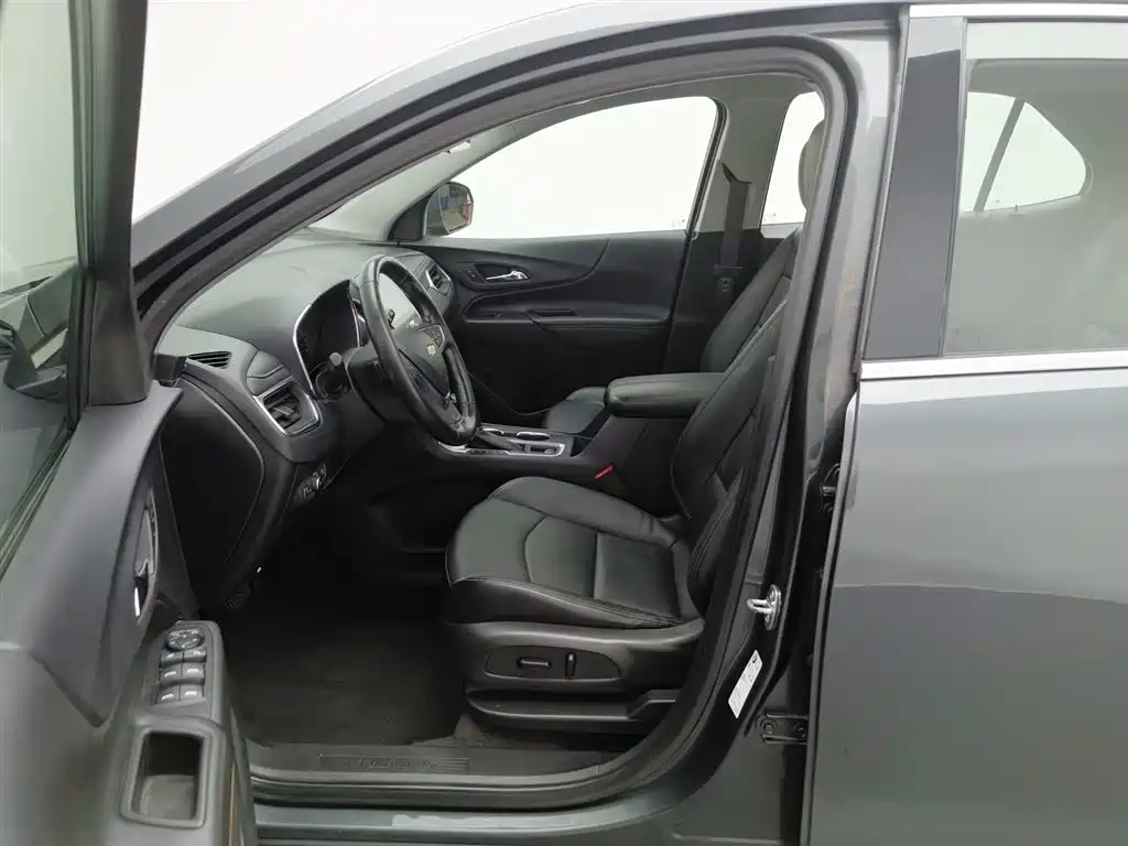 Chevrolet Equinox 2019 535T AT V