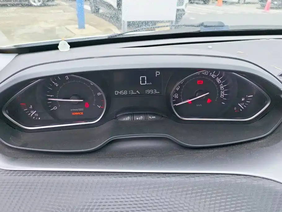 Peugeot 2008 — миниатюра 14