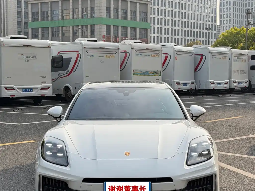 Porsche Panamera — миниатюра 8
