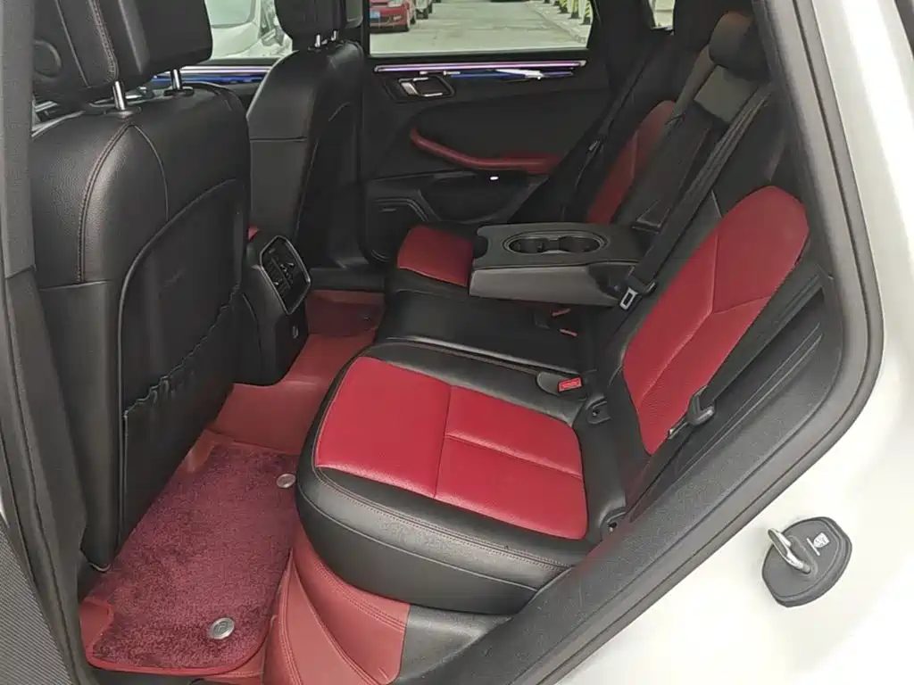 Porsche Macan — миниатюра 17