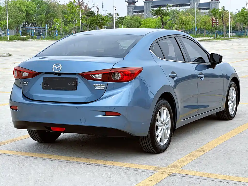 Mazda Mazda3 — фотографии объявления, Фото 32