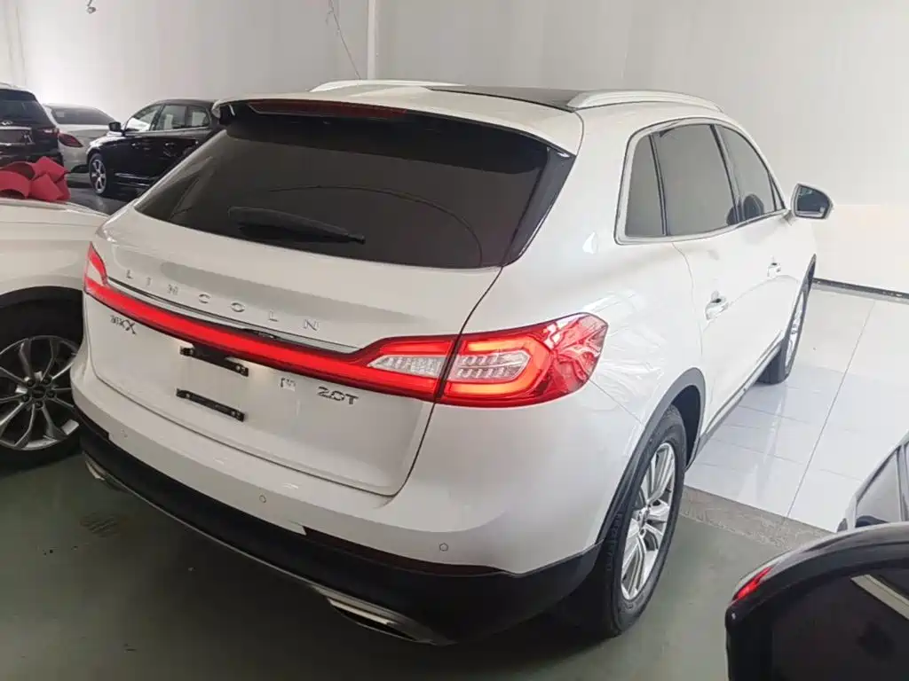 Lincoln MKX — миниатюра 7