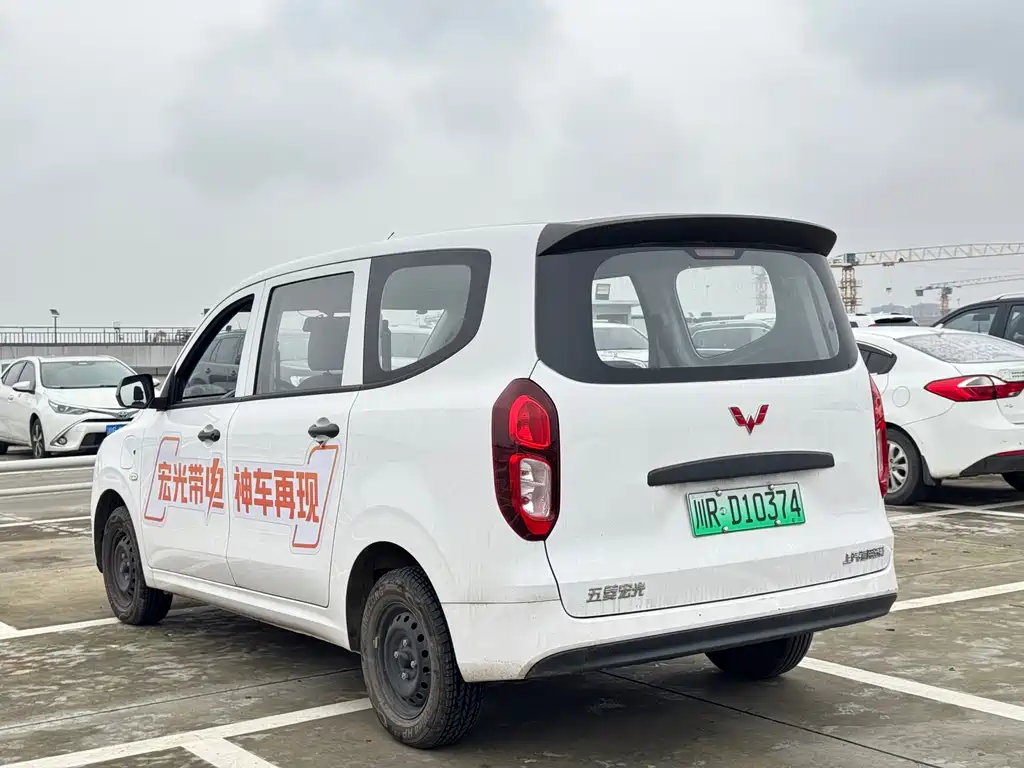 Wuling Hongguang EV — миниатюра 8