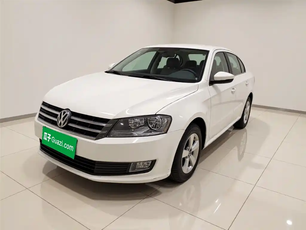 Volkswagen Lavida 2015