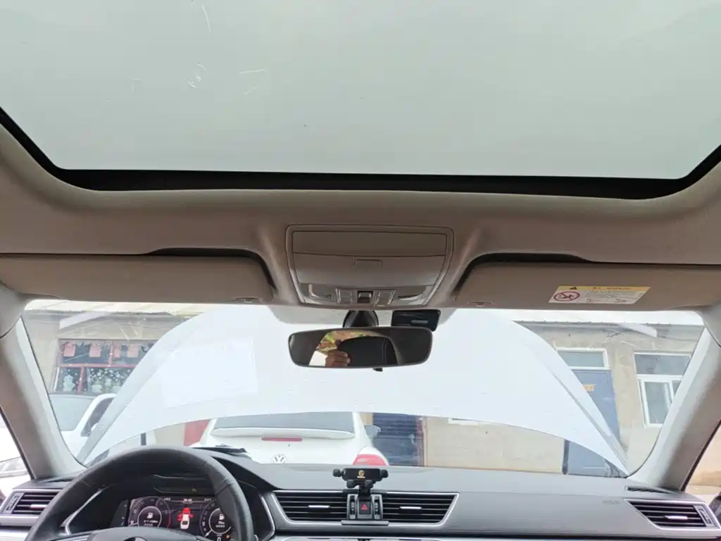 Skoda Superb — миниатюра 18