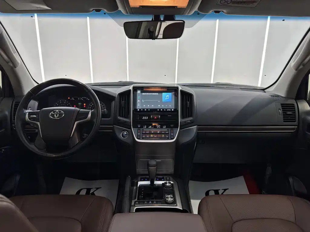 Toyota Land Cruiser — миниатюра 5
