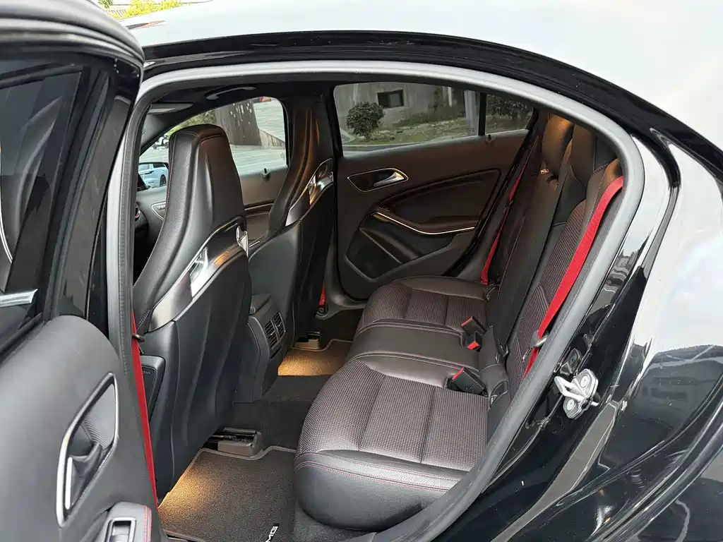 Mercedes-Benz A-Class AMG (Import) — миниатюра 8