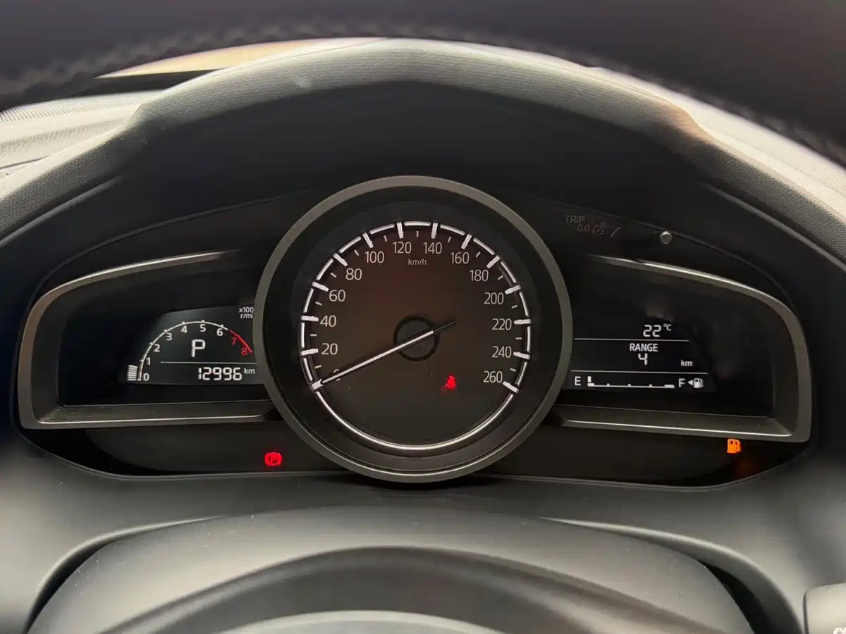 Mazda CX-4 2022 Белый из Китая