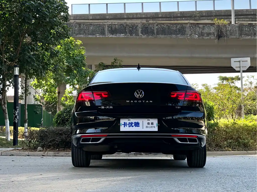 Volkswagen Magotan 2025 280TSI DSG Comfort
