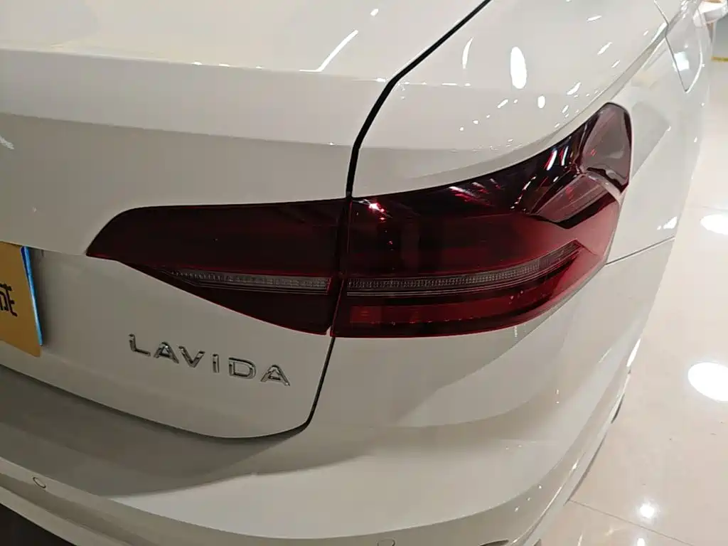 Volkswagen Lavida — миниатюра 8