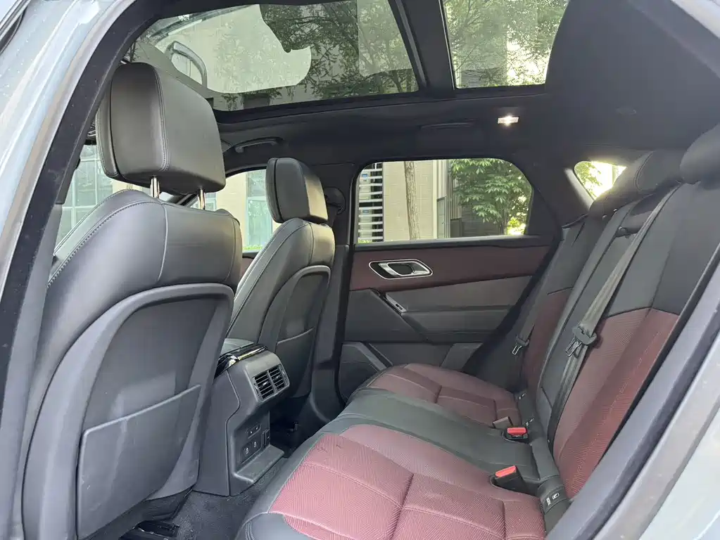 Land Rover Range Rover Velar 2025 Dynamic HSE