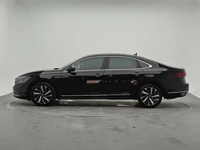 Volkswagen Passat — миниатюра 3