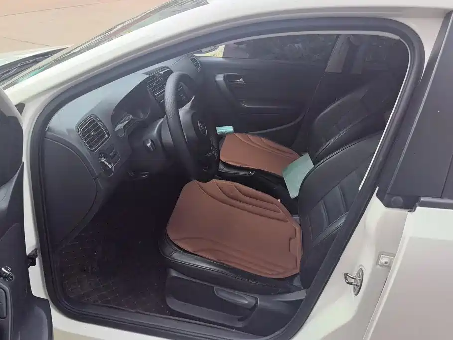 Volkswagen Polo — миниатюра 9