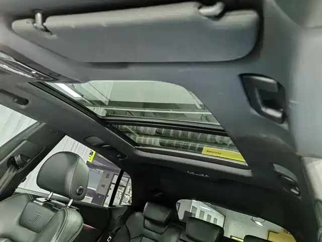 Audi Q8 — миниатюра 7