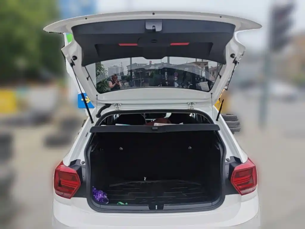 Volkswagen Polo — миниатюра 20