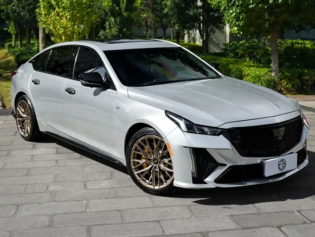 Cadillac CT5 — миниатюра 4