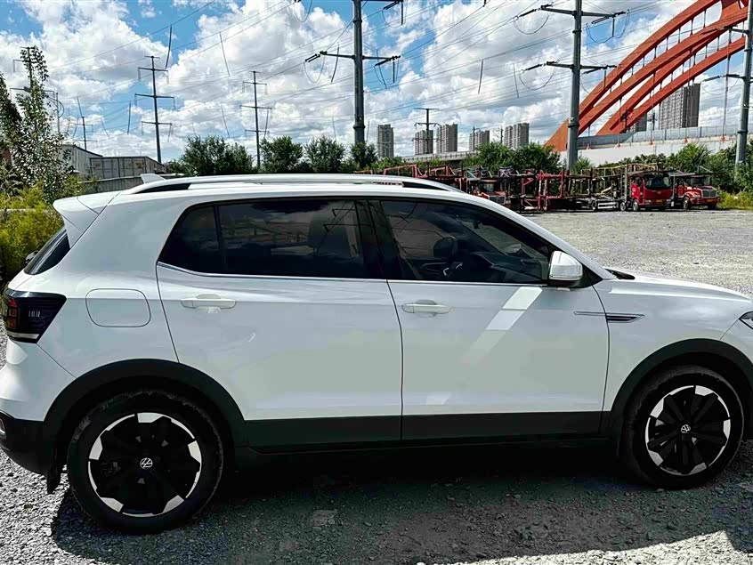 Volkswagen Tanying 1.5 л 2022 г. Белый, пробег 37000 км
