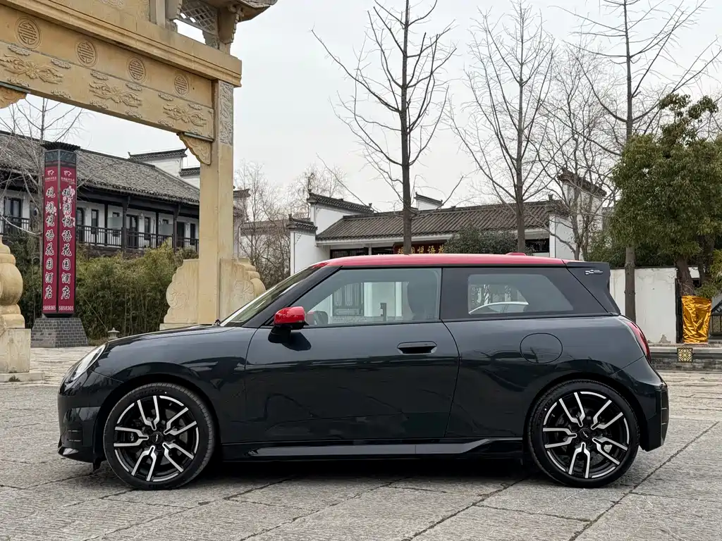 MINI ELECTRIC  COOPER