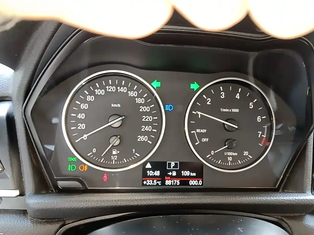 BMW 2 Series Active Tourer — миниатюра 12